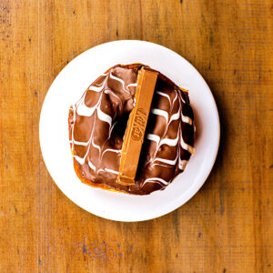 Donut Premium KitKat